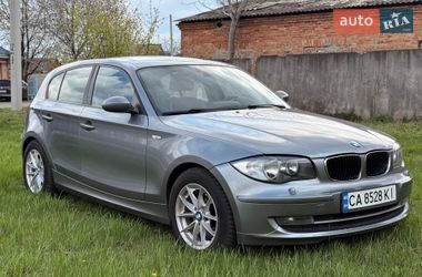 Хетчбек BMW 1 Series 2009 в Чорнобаї