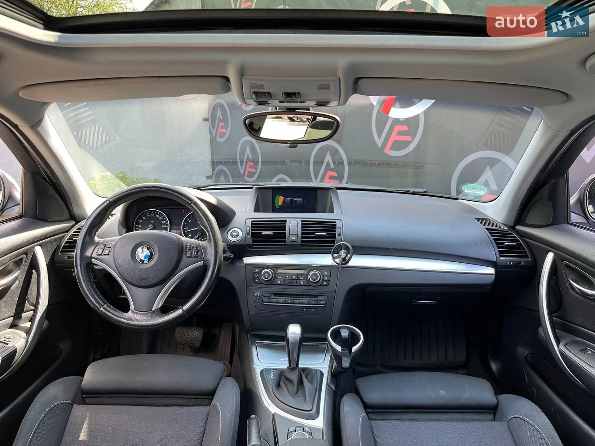 2010 BMW 1er - мініатюра 15