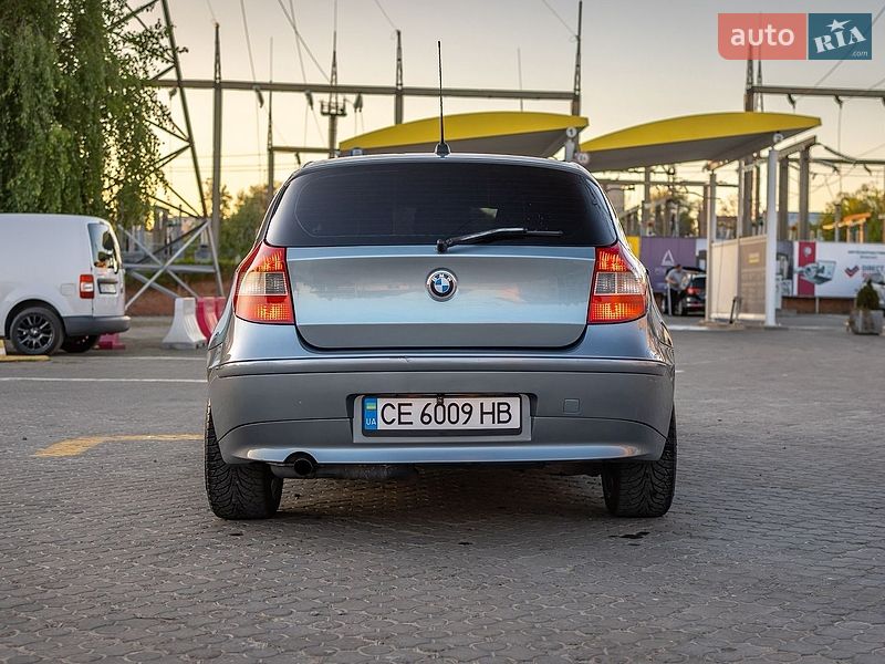 Хэтчбек BMW 1 Series 2006 в Черновцах
