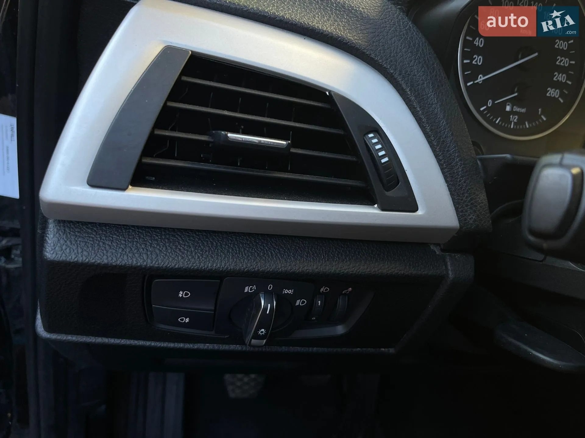 2013 BMW 1er - мініатюра 13