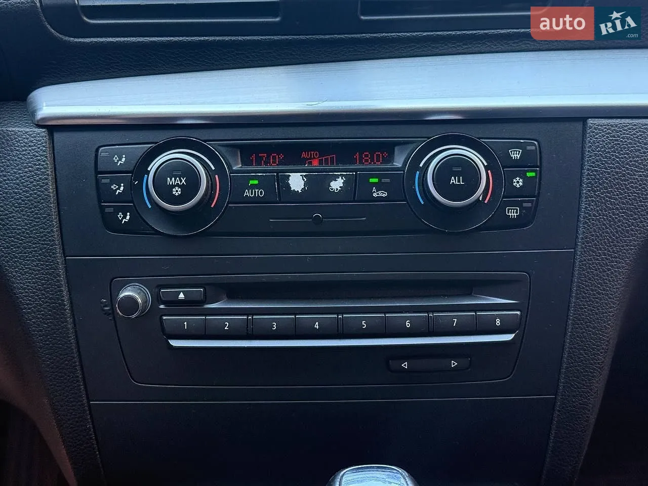 2010 BMW 1er - мініатюра 21