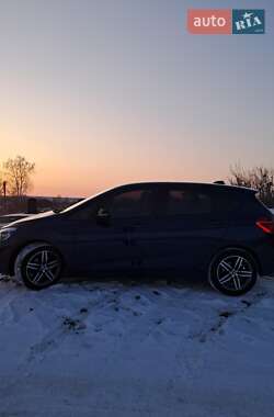 Микровэн BMW 2 Series Active Tourer 2016 в 