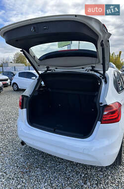 Микровэн BMW 2 Series Active Tourer 2016 в 