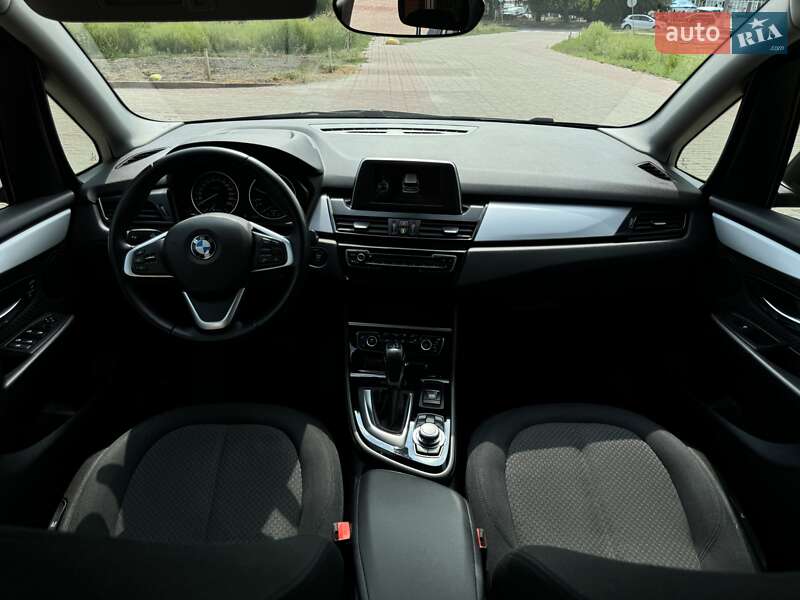 Минивэн BMW 2 Series Gran Tourer 2015 в Киеве фото 40 Минивэн BMW 2 Series Gran Tourer 2015 в Киеве