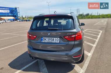 Мінівен BMW 2 Series Gran Tourer 2016 в 