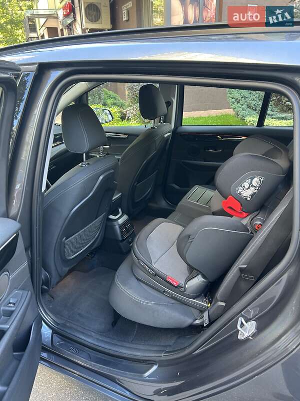 Минивэн BMW 2 Series Gran Tourer 2017 в Киеве фото 14 Минивэн BMW 2 Series Gran Tourer 2017 в Киеве