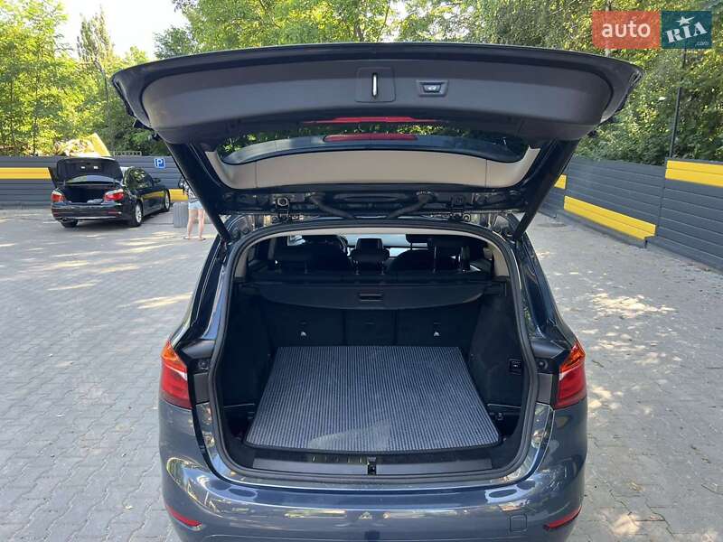 Мінівен BMW 2 Series Gran Tourer 2017 в Жмеринці