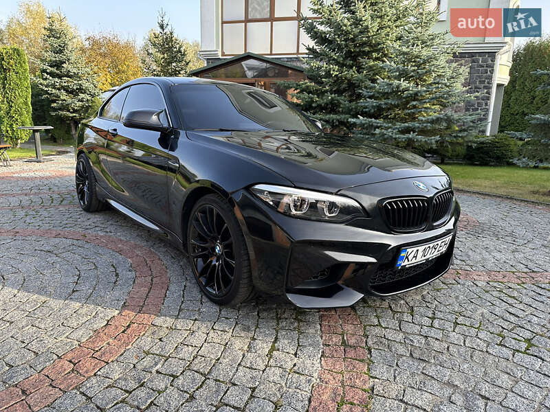 Купе BMW 2 Series 2015 в Киеве