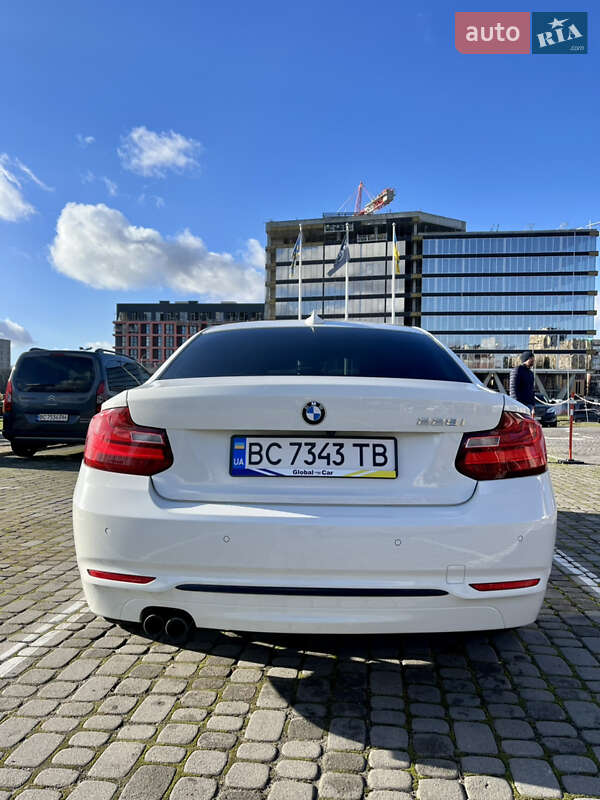 Купе BMW 2 Series 2015 в Львове