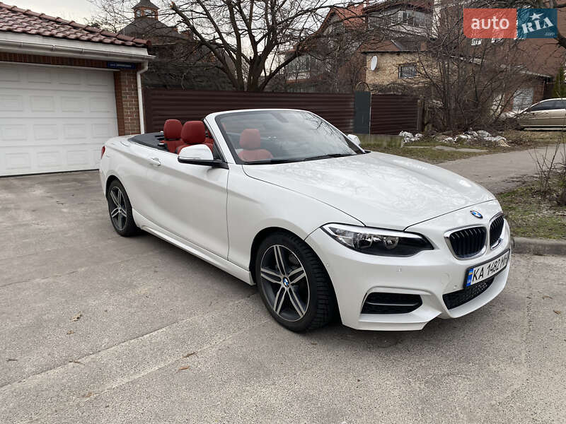 Кабриолет BMW 2 Series 2016 в Киеве фото 6 Кабриолет BMW 2 Series 2016 в Киеве