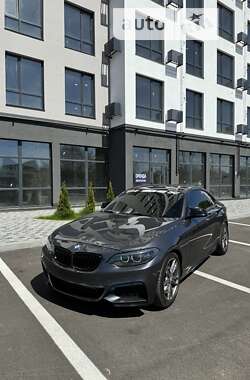 Купе BMW 2 Series 2014 в Чернігові