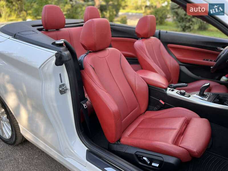 Кабріолет BMW 2 Series 2015 в Києві