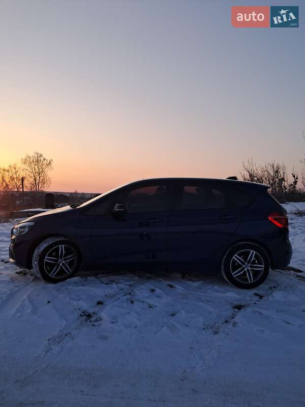Мікровен BMW 2 Series 2016 в Харкові