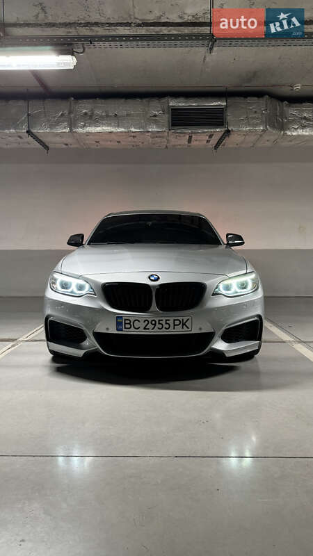 Купе BMW 2 Series 2016 в Львове