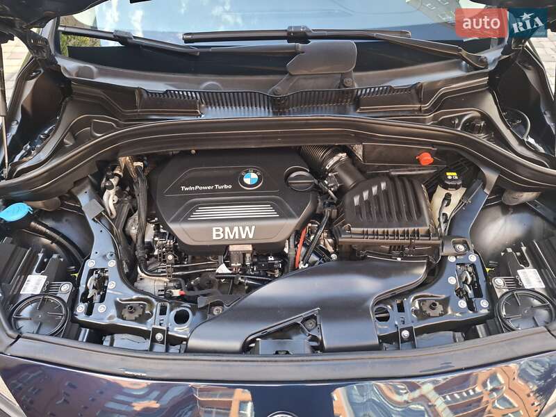 Микровэн BMW 2 Series 2015 в Черновцах фото 27 Микровэн BMW 2 Series 2015 в Черновцах