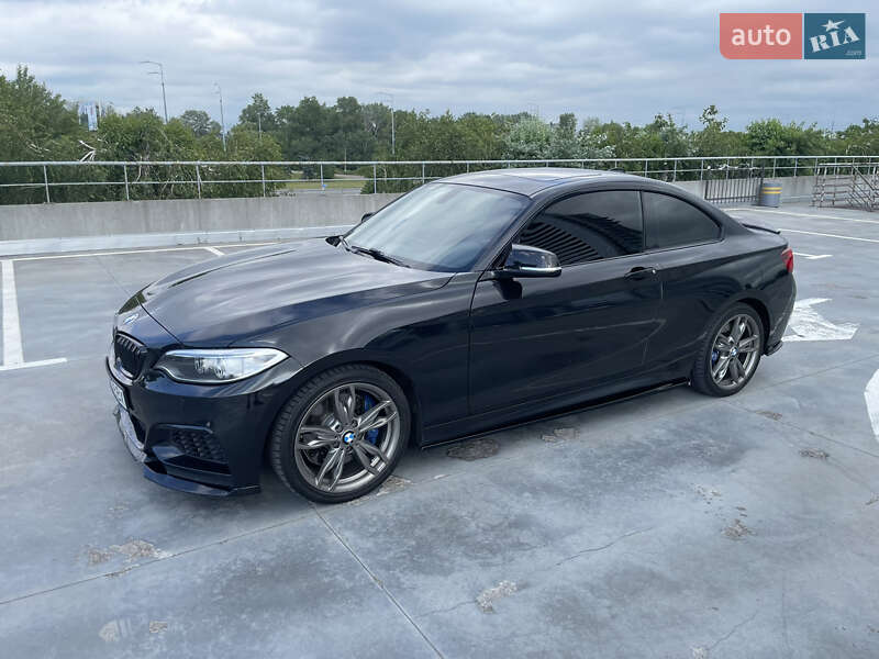 Купе BMW 2 Series 2015 в Києві