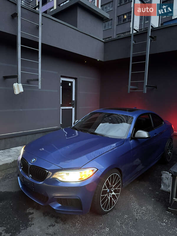 Купе BMW 2 Series 2016 в Києві фото 5 Купе BMW 2 Series 2016 в Києві