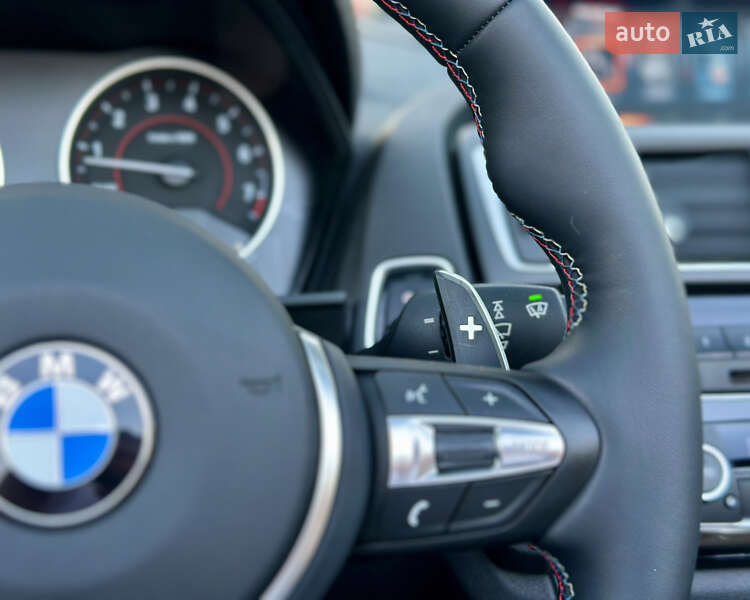 Кабриолет BMW 2 Series 2017 в Киеве фото 25 Кабриолет BMW 2 Series 2017 в Киеве