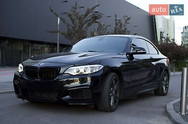 Купе BMW 2 Series 2015 в Киеве