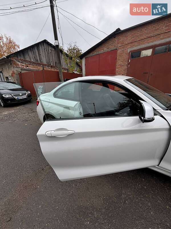 Купе BMW 2 Series 2016 в Киеве фото 14 Купе BMW 2 Series 2016 в Киеве