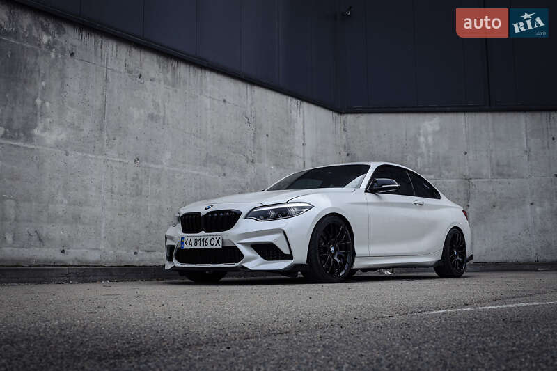 Купе BMW 2 Series 2015 в Киеве фото 7 Купе BMW 2 Series 2015 в Киеве