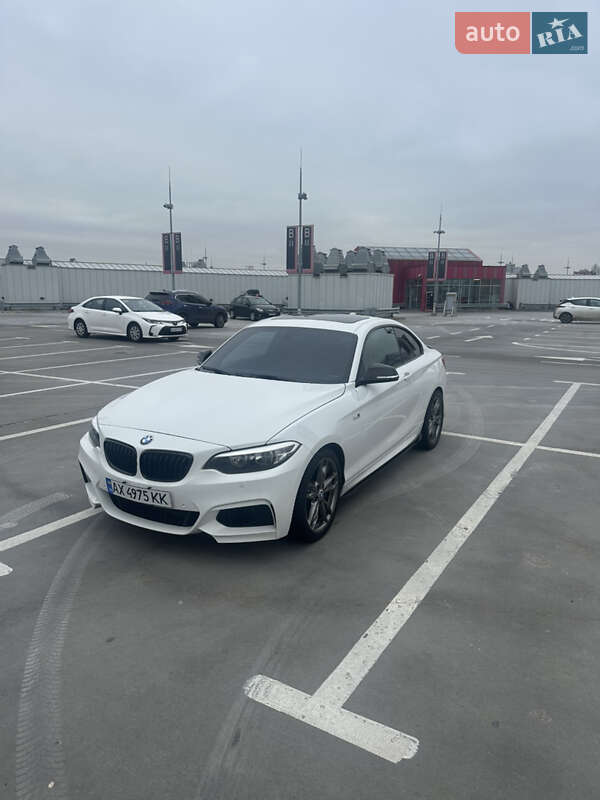 Купе BMW 2 Series 2015 в Киеве