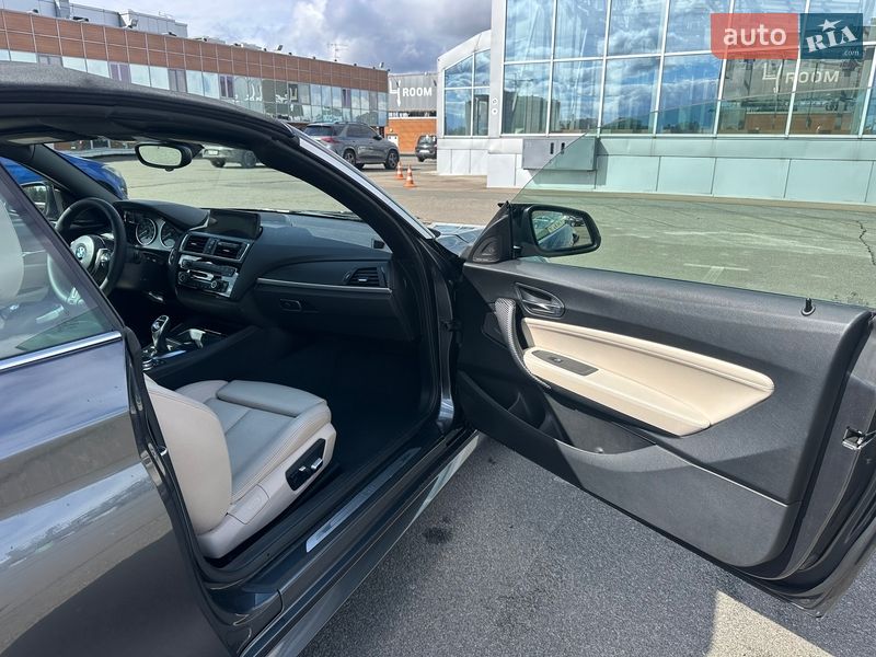 Кабриолет BMW 2 Series 2015 в Киеве