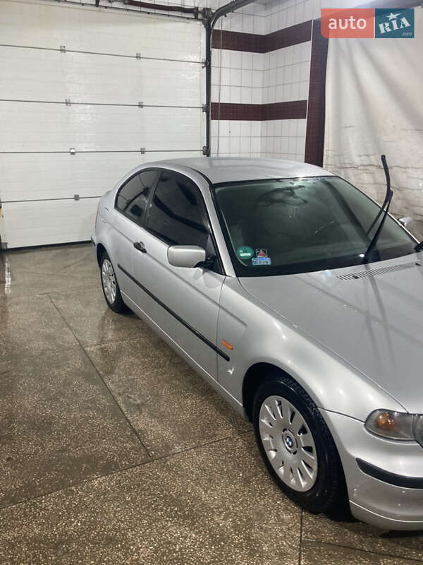 Купе BMW 3 Series Compact 2002 в Черкассах фото 4 Купе BMW 3 Series Compact 2002 в Черкассах