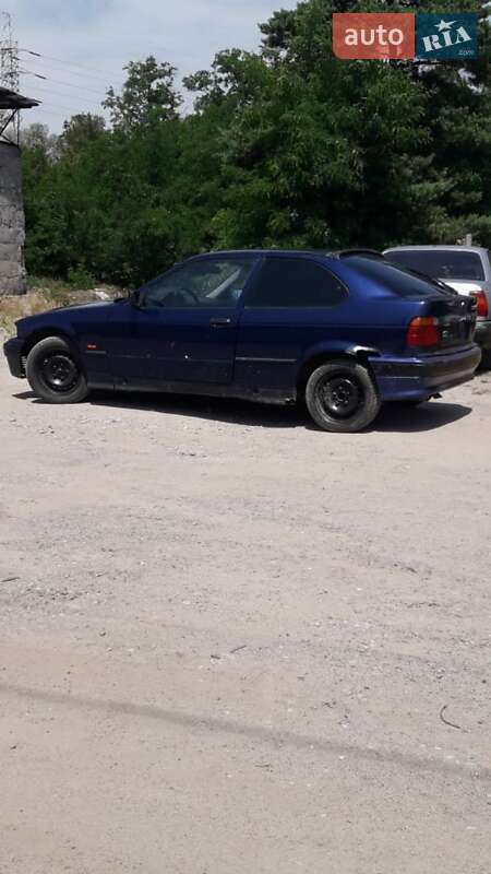 Купе BMW 3 Series Compact 1996 в Кам'янському