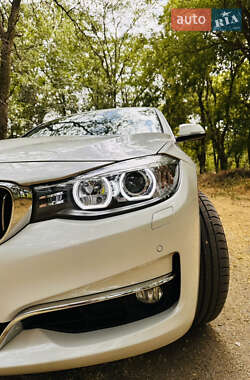 Лифтбек BMW 3 Series GT 2016 в 