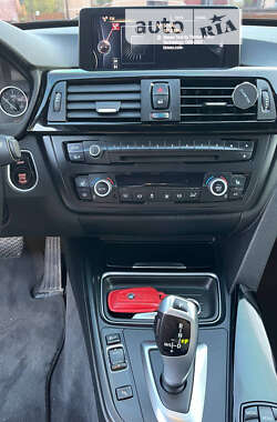 Ліфтбек BMW 3 Series GT 2014 в  фото 9 Ліфтбек BMW 3 Series GT 2014 в