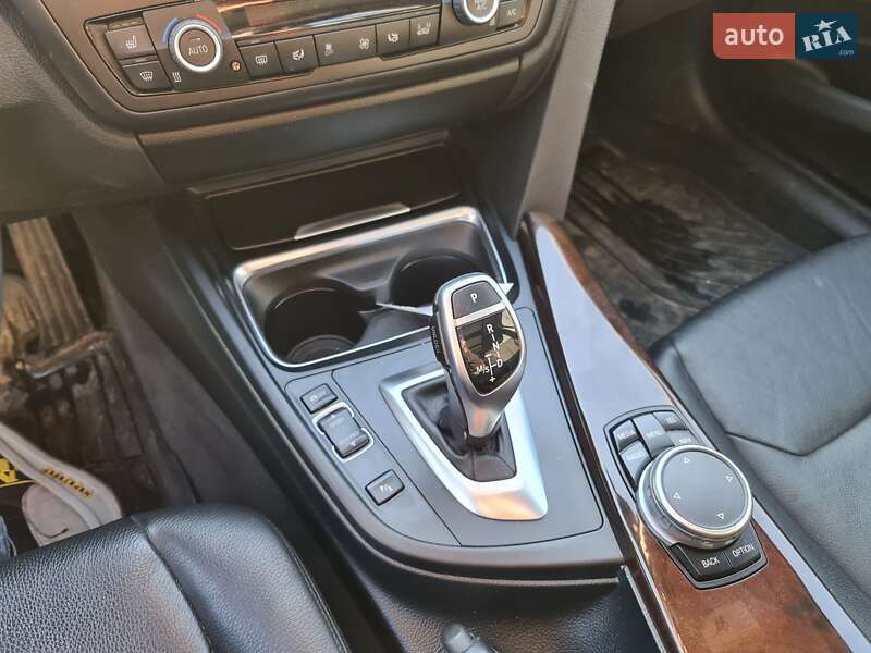 Лифтбек BMW 3 Series GT 2014 в Киеве фото 12 Лифтбек BMW 3 Series GT 2014 в Киеве