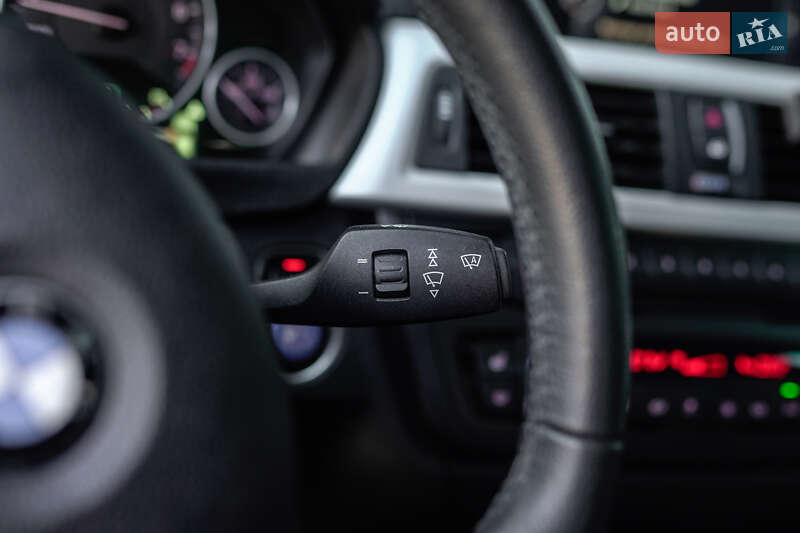 Ліфтбек BMW 3 Series GT 2013 в Львові фото 19 Ліфтбек BMW 3 Series GT 2013 в Львові