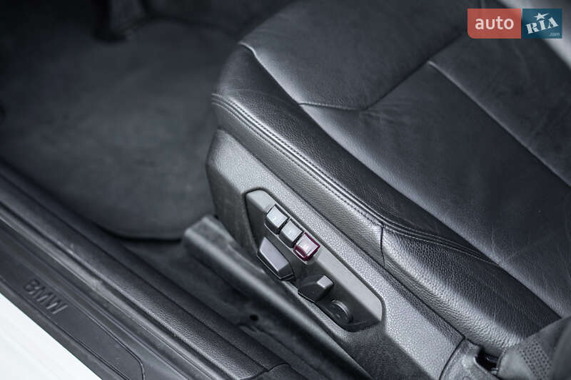 Ліфтбек BMW 3 Series GT 2013 в Львові фото 27 Ліфтбек BMW 3 Series GT 2013 в Львові