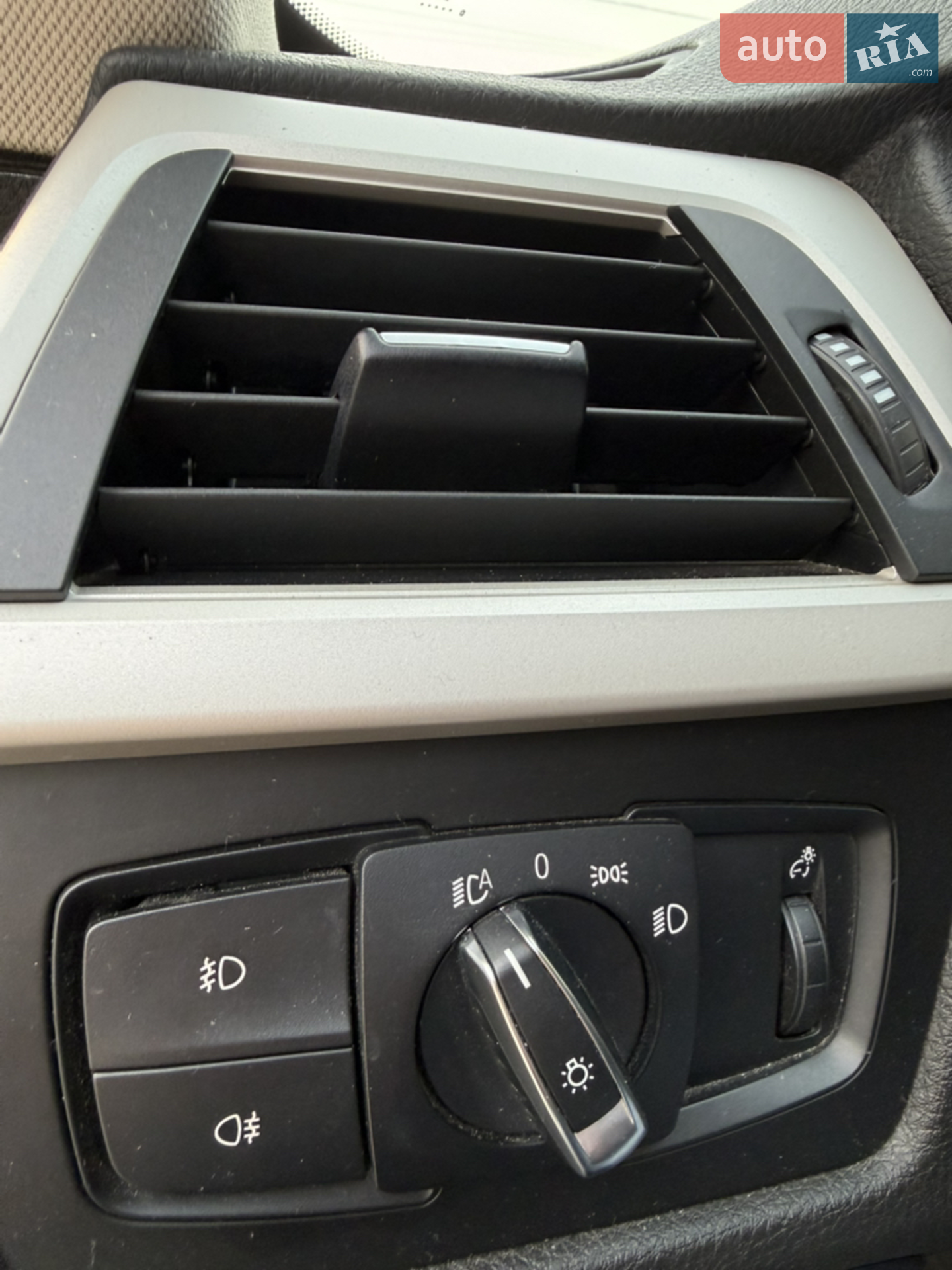 2015 BMW 3er - мініатюра 9