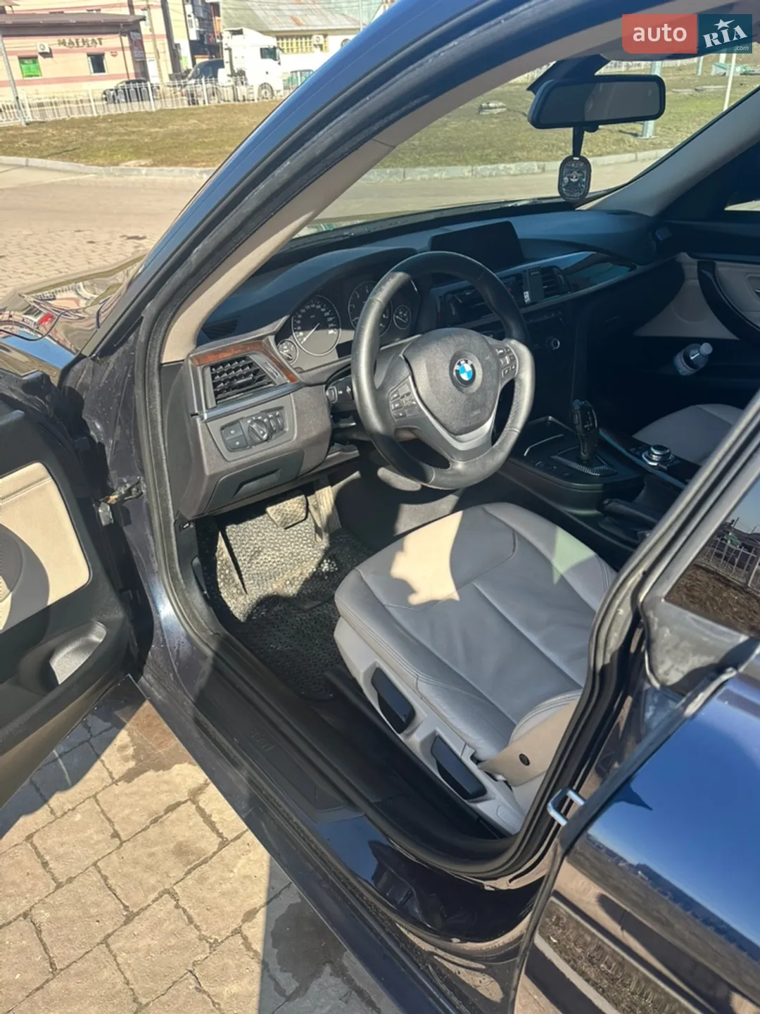2016 BMW 3er - мініатюра 18