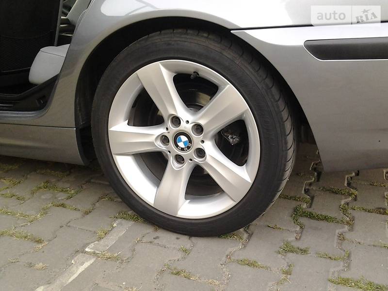 Седан BMW 3 Series 2003 в Ковеле