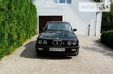 Седан BMW 3 Series 1986 в Житомире