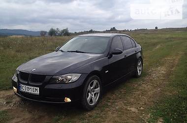 Седан BMW 3 Series 2005 в Львове