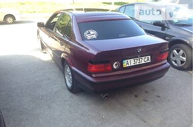 Седан BMW 3 Series 1995 в Броварах