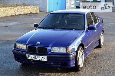 Седан BMW 3 Series 1994 в Горишних Плавнях