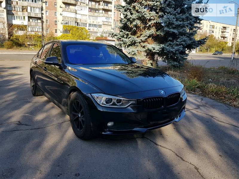 Седан BMW 3 Series 2015 в Александрие