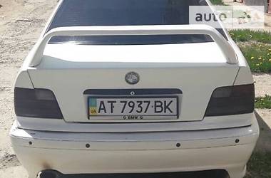 Седан BMW 3 Series 1991 в Долині