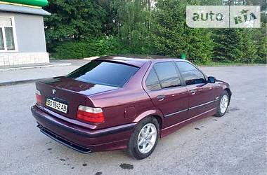 Седан BMW 3 Series 1997 в Тернополі