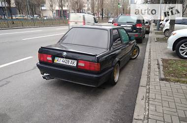 Купе BMW 3 Series 1988 в Киеве