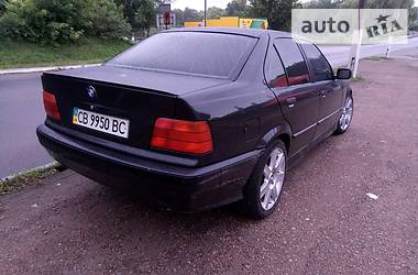 Седан BMW 3 Series 1992 в Броварах