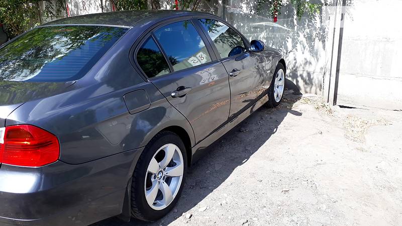 Седан BMW 3 Series 2005 в Харькове
