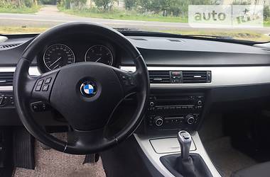 Седан BMW 3 Series 2010 в Дубно