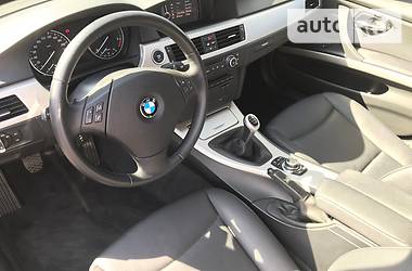 Седан BMW 3 Series 2011 в Виннице