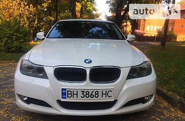 Седан BMW 3 Series 2011 в Одессе